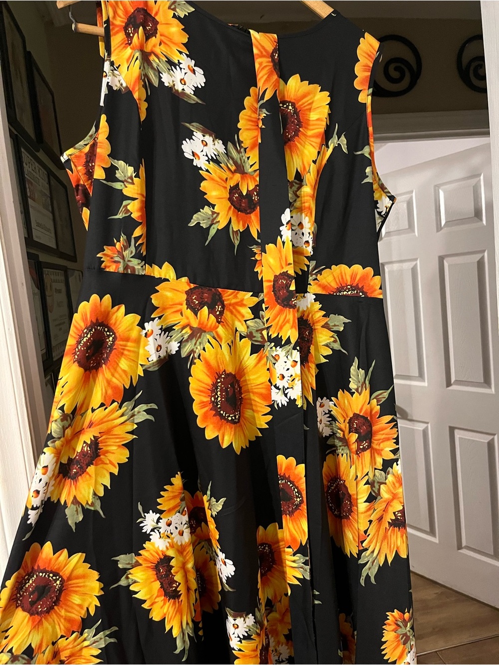 Sunflower Print Sleeveless Black Dress